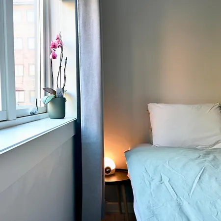 Apartament Your Entire 1 Bedroom Gem