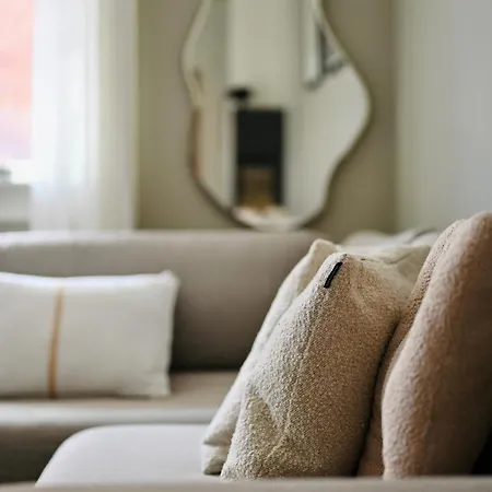 Your Entire 1 Bedroom Gem